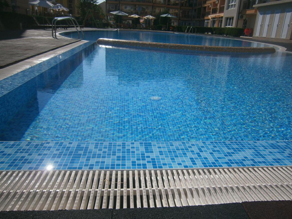Anna Marina Apartments Светий Влас Екстер'єр фото