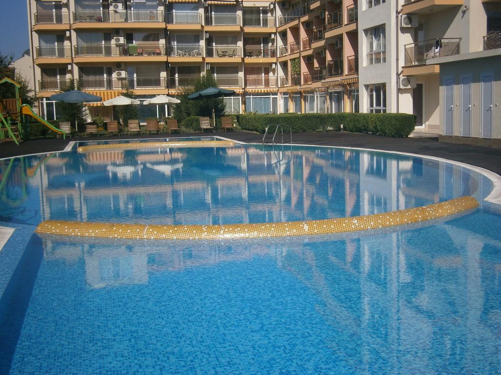 Anna Marina Apartments Светий Влас Екстер'єр фото