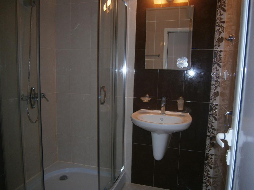 Anna Marina Apartments Светий Влас Екстер'єр фото