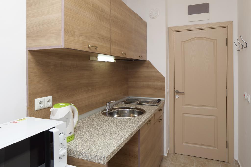 Anna Marina Apartments Светий Влас Екстер'єр фото